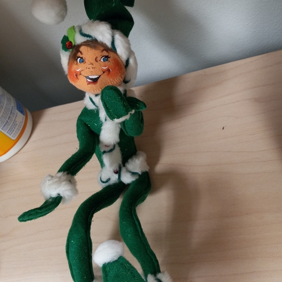Annalee Mobilitee 14 in Green White Peppermint Twist Christmas Pixie Holiday Elf - Picture 15 of 16